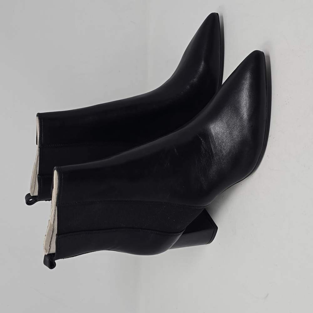Calvin Klein Feli Chelsea Black Leather Boots Size 9 - Picture 3 of 6